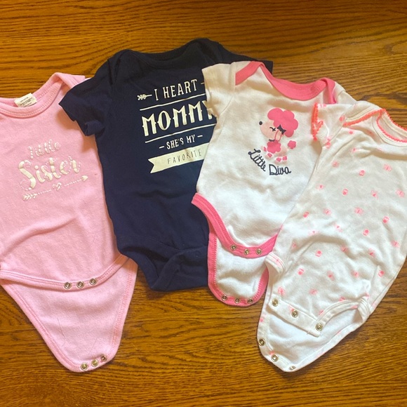 0-3 month 13 piece BUNDLE - Picture 3 of 4